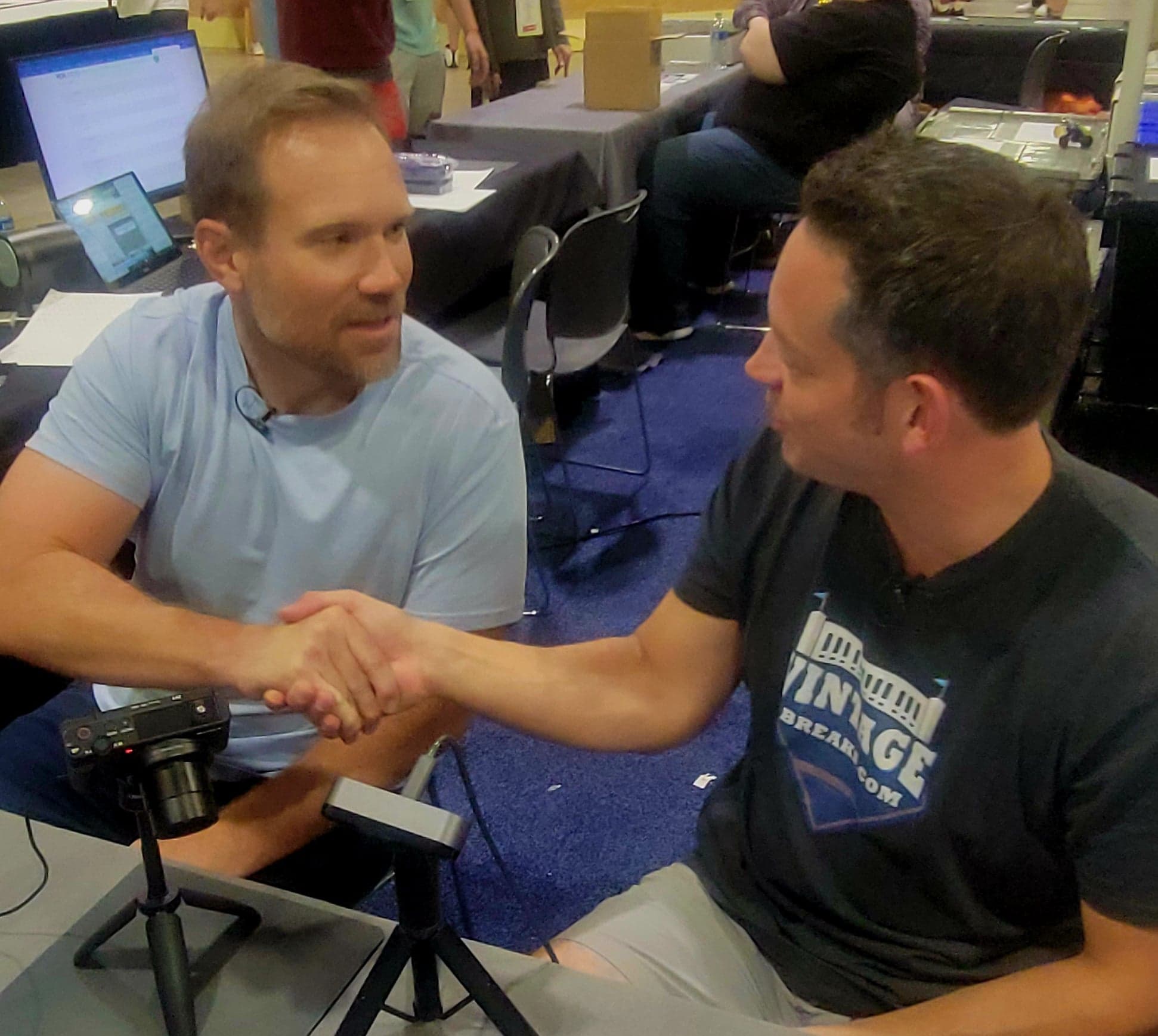 Breaking a 1952 Bowman Baseball Pack with Geoff Wilson on Sports Card